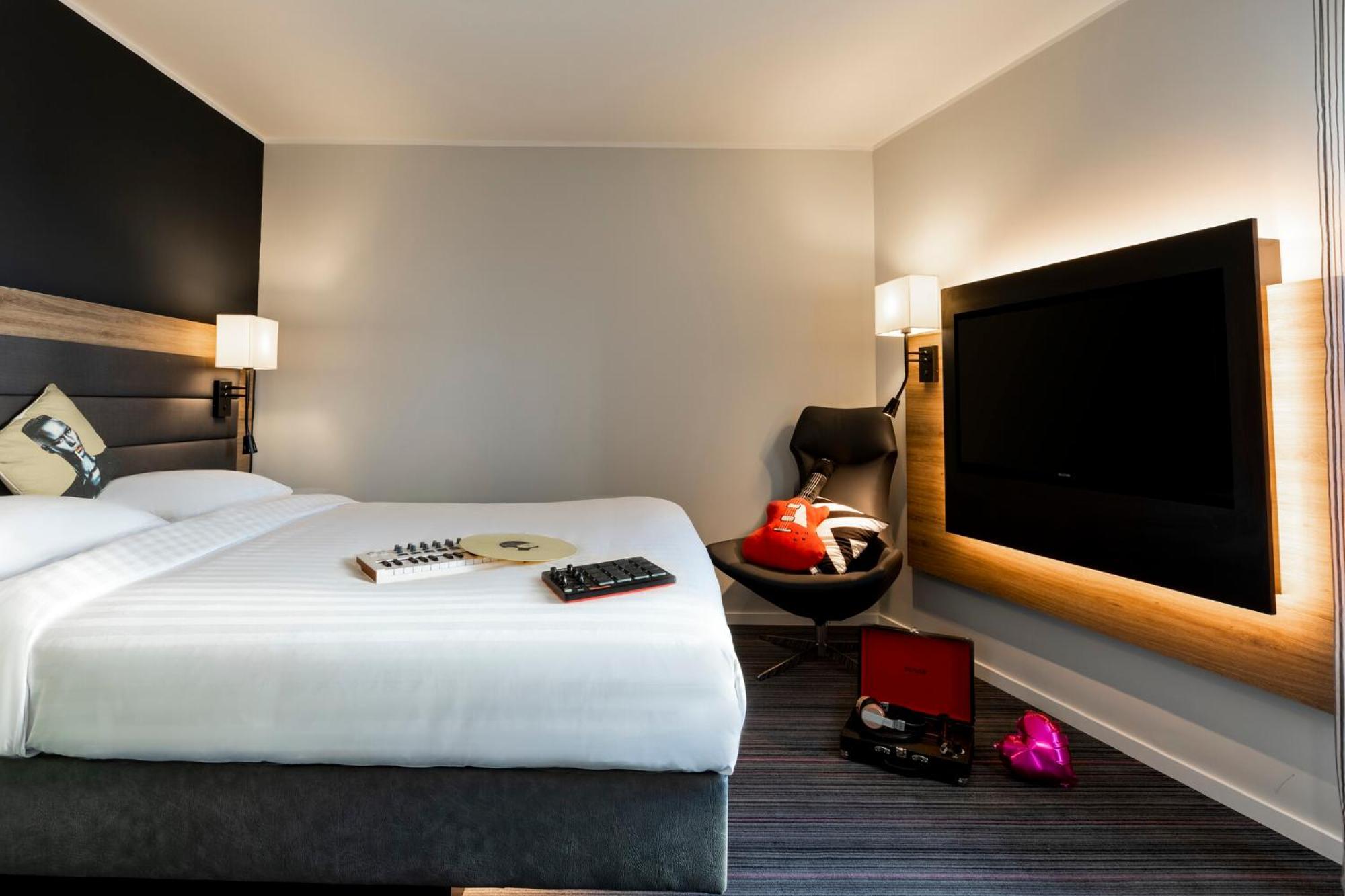 Moxy Glasgow Sec ภายนอก รูปภาพ