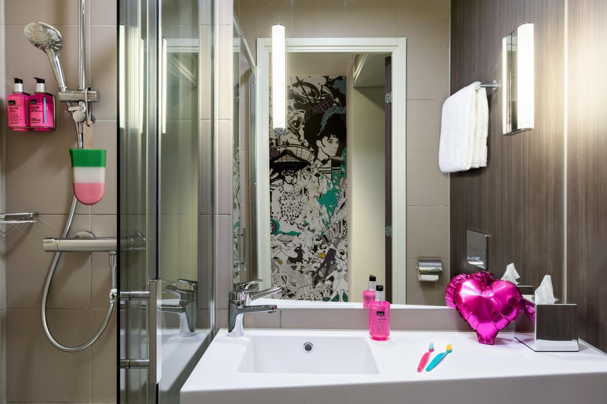 Moxy Glasgow Sec ภายนอก รูปภาพ